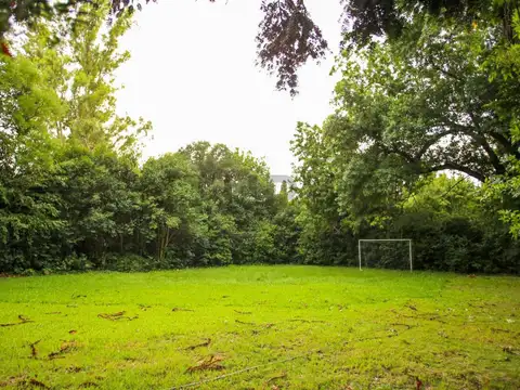 Terreno en Venta 84  mts Fondo