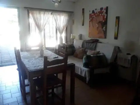 Depto Tipo Casa en Venta de 4 ambientes