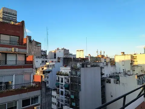 Oficina en Alquiler en Plaza San Martín, $ 780.000