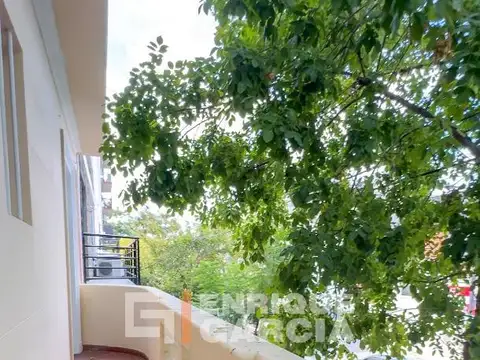VENTA PH 3 AMBIENTES AL FRENTE CON BALCÓN Y TERRAZA