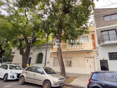 VENTA PH 3 AMBIENTES AL FRENTE CON BALCÓN Y TERRAZA