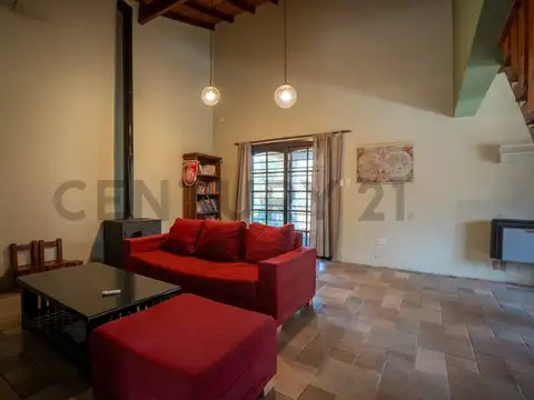 Casa 6 ambientes con 1 baño