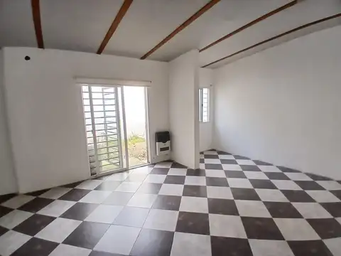 Depto Tipo Casa en Venta 15 años