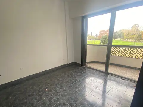 Depto Tipo Casa en Alquiler en Parque Avellaneda, $ 1.500.000