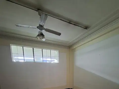 Avenida José María Moreno 100, Piso 1
