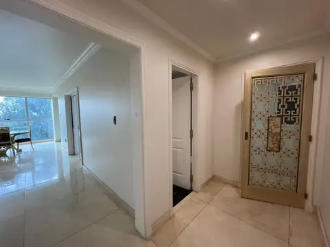 Departamento 5 ambientes con 2 baños