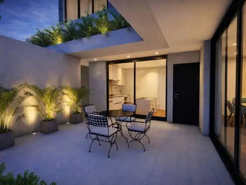 Venta casa de pasillo con tres dormitorios, quincho y terraza exclusiva. Lourdes, Rosario