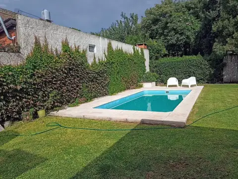 VENTA CASA FLORENCIO VARELA