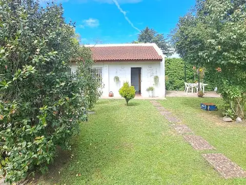 CASA QUINTA CON AMPLIO LOTE