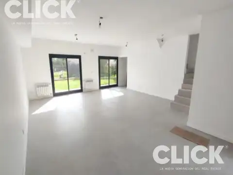 Casa en Venta al Este