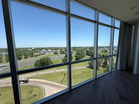 Intendente O. Larghi 1300