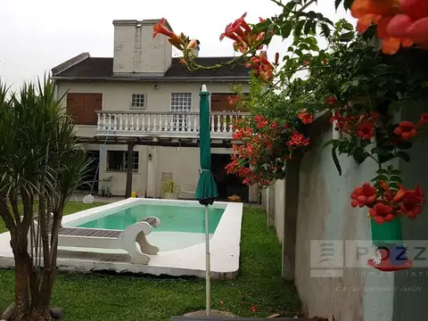 CASA 3 DORM Y PISCINA EN VENTA -  EL TALAR - TIGRE - POZZI INMO