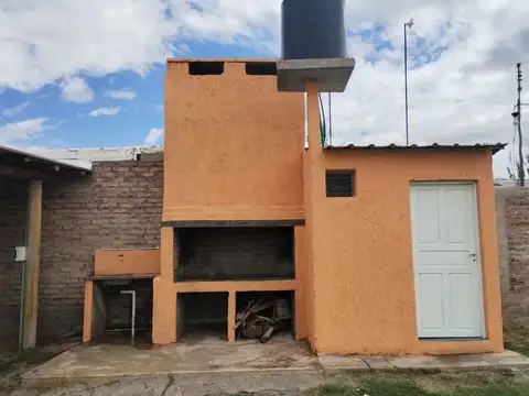 QUINCHO CON PILETA EN VENTA