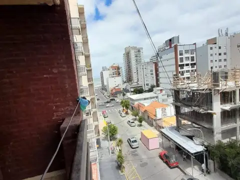 DEPTO 2 AMB C/COCHERA  LA PERLA