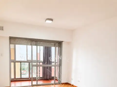 Avenida Pellegrini 1400