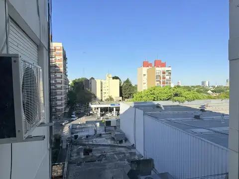 VENTA DEPARTAMENTO 2 AMBIENTES VICENTE LOPEZ, a metros de Av Maipu