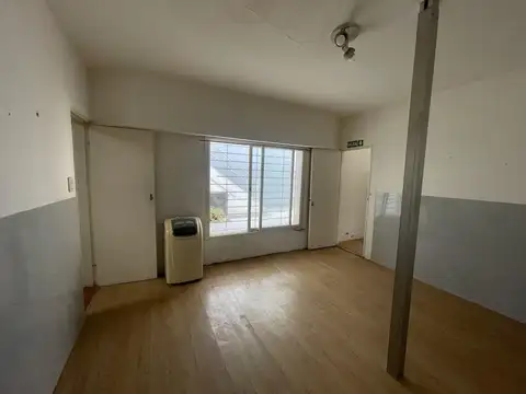 Local en Alquiler en Monte Castro, $ 2.000.000