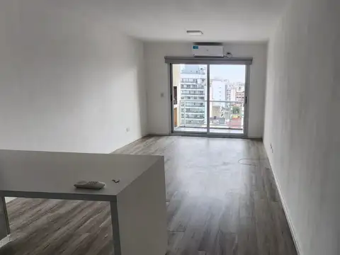 HERMOSO DEPARTAMENTO 1 AMBIENTE MODERNO - CON BALCÓN Y PARRILLA PROPIA