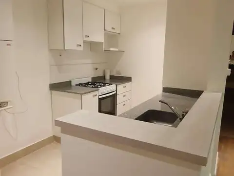Depto. en ALQUILER en Pueyrredón 916, Salta 900