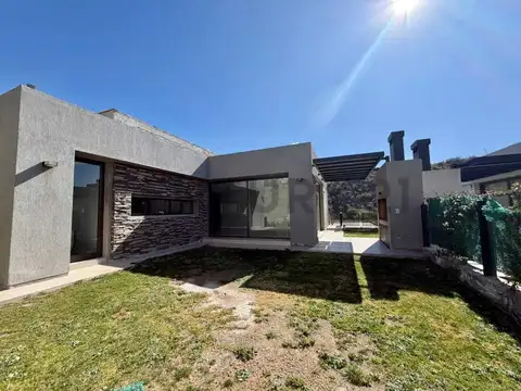 Casa en Alquiler A Estrenar