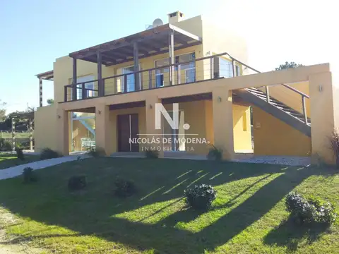 Casa en Alquiler Temporal en Punta Piedras, USD 8.500