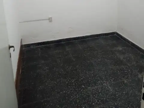 Venta Local! LOCAL ZONA TRIBUNALES- San Justo