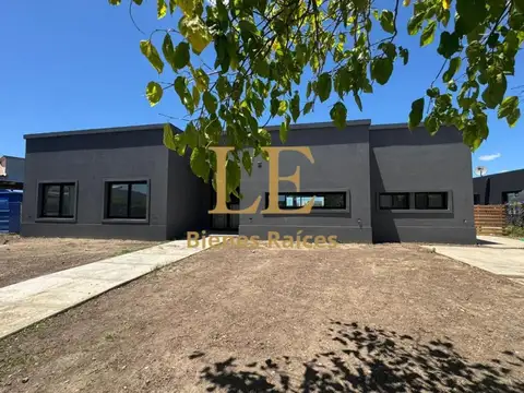 CASA A LA VENTA EN EL CANTON