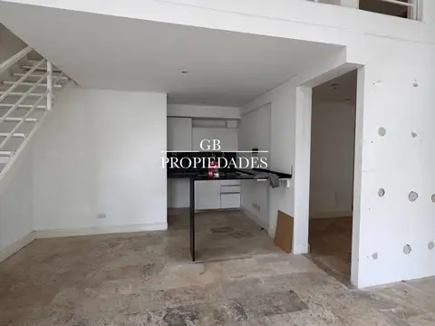 Local en Alquiler en Complejo 46 Plaza, $ 1.880.000