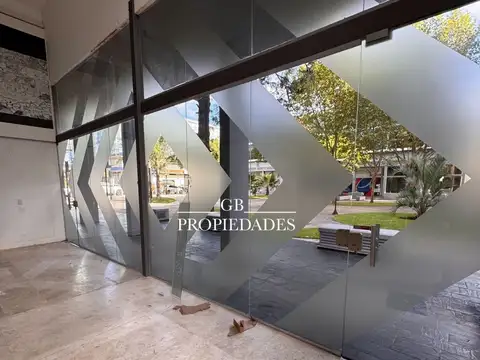 Alquiler de Local en 46 Plaza, Pilar