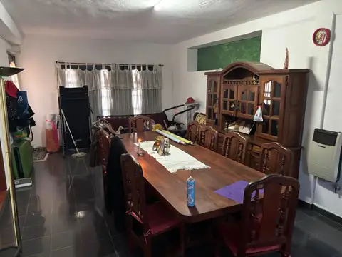 Casa en Alquiler en Joaquín Gorina, $ 1.200.000