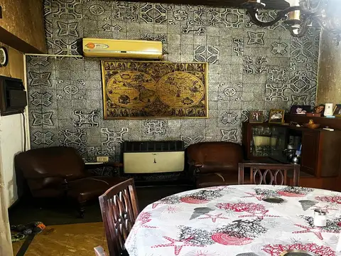 Depto Tipo Casa en Venta de 4 dormitorios
