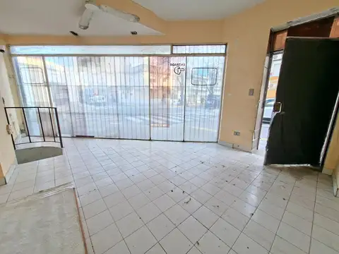 Local en Alquiler en Villa Pueyrredon, $ 890.000