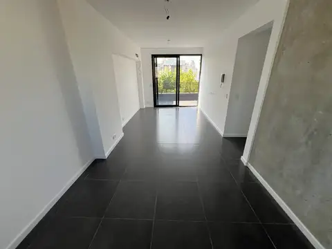 Carlos Calvo 2000, Piso 8
