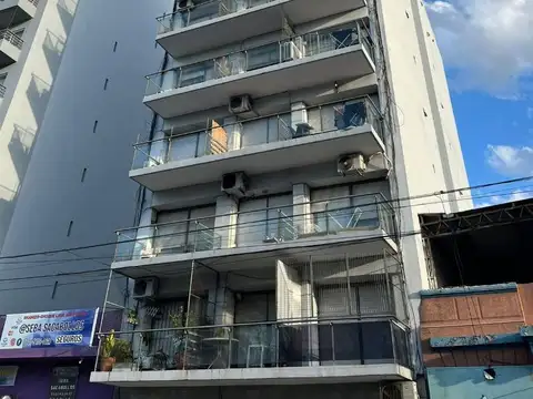 EXCELENTE UNIDAD TODO ELECTRICO, SUPER LUMINOSO