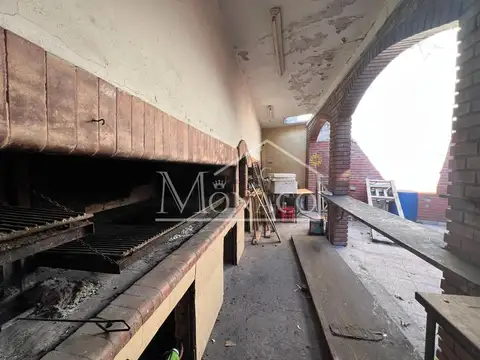 Local en Venta en Villa Luro, USD 390.000