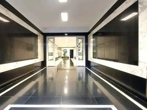 BAJO EL PRECIO - Oficinas con salon de 10x15
