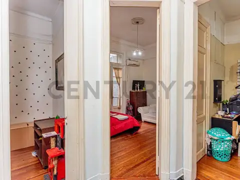 VENTA DEPARTAMENTO 4 AMBIENTES C/BALCON/DEPENDENDIA/ BALVANERA