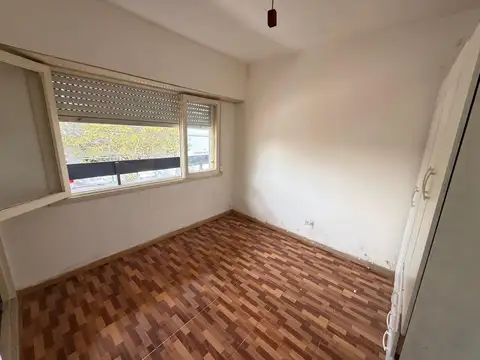 Depto Tipo Casa en Venta 40 años