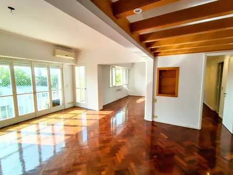 Departamento en Venta de 4 dormitorios