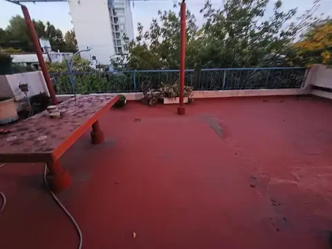 Depto Tipo Casa en Venta de 6 ambientes