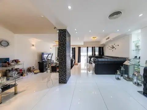 Departamento en Venta de 4 dormitorios