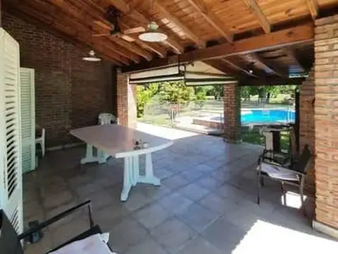 OPORTUNIDAD CASA 3 AMBIENTES ESCUCHA OFERTA