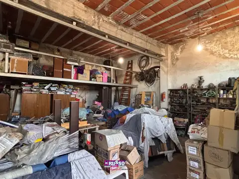 Venta de Casa Multifamiliar con Galpón en San Justo