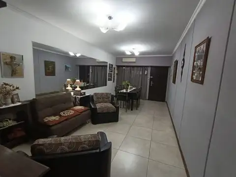 VENTA CASA 4 AMB RAMOS MEJIA C/ PATIO C/COCHERA