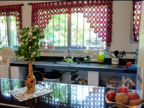 Venta-casa-3-ambientes-quinta- oportunidad -San Vicente- con detalles a  terminar-