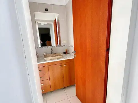 Departamento en zona terminal, excelente ubicación.