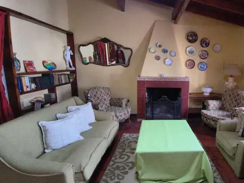 VENTA CASA 4 AMB JARDIN PILETA PILAR APTO CREDITO
