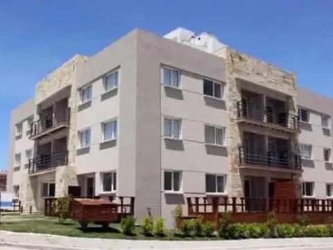 Rivadavia e/ Robinson Crusoe y Simbad El Marino