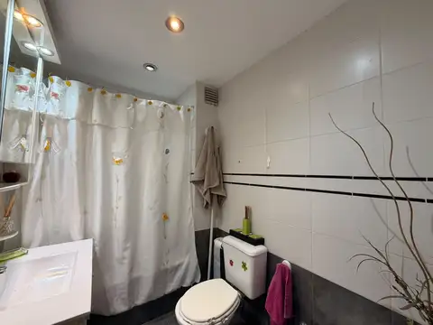 ALQUILER BARRIO NUEVO PARQUE AVELLANEDA TRES AMBIENTES CON BALCÓN