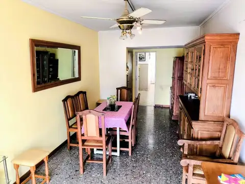 DEPTO 3 AMB EN VENTA EN AVELLANEDA CON COCHERA